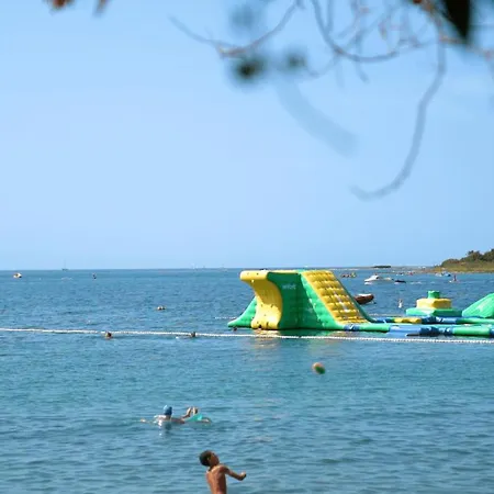 Easyatent Safari Tent Polari Prázdninový areál *