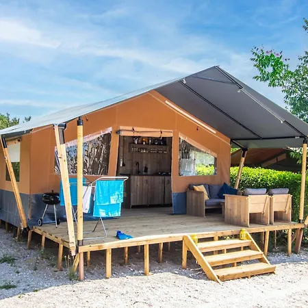 Prázdninový areál Easyatent Safari Tent Polari Rovinj