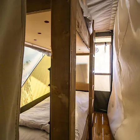 Easyatent Safari Tent Polari Park za odmor