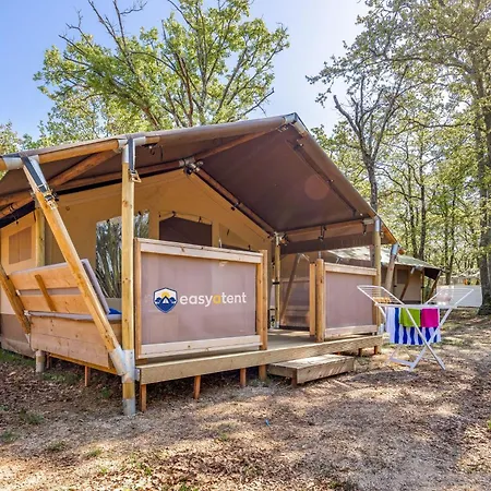 Easyatent Safari Tent Polari Holiday park *