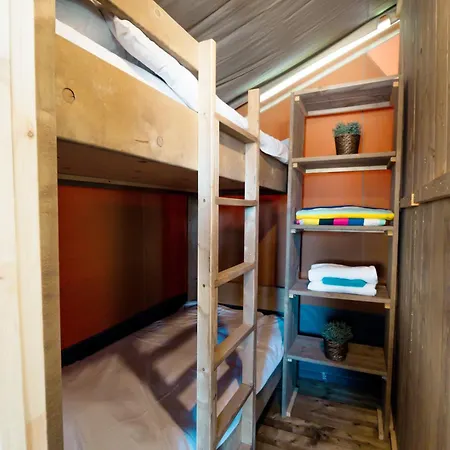 Prázdninový areál Easyatent Safari Tent Polari
