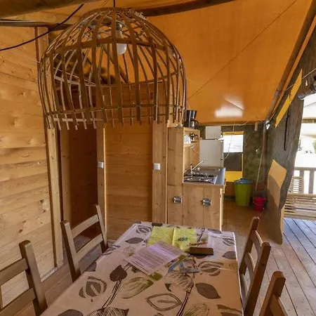 Üdülőpark Easyatent Safari Tent Polari Rovinj