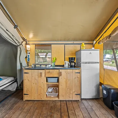 Üdülőpark Easyatent Safari Tent Polari